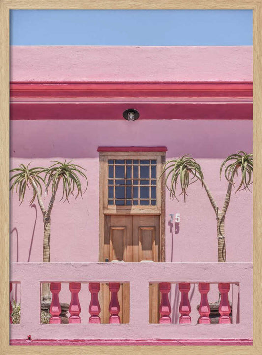 Peachy Facade – B2B