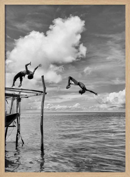 Kids Leaping into Ocean – B2B