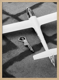 Nude Figure Glider Runway – B2B