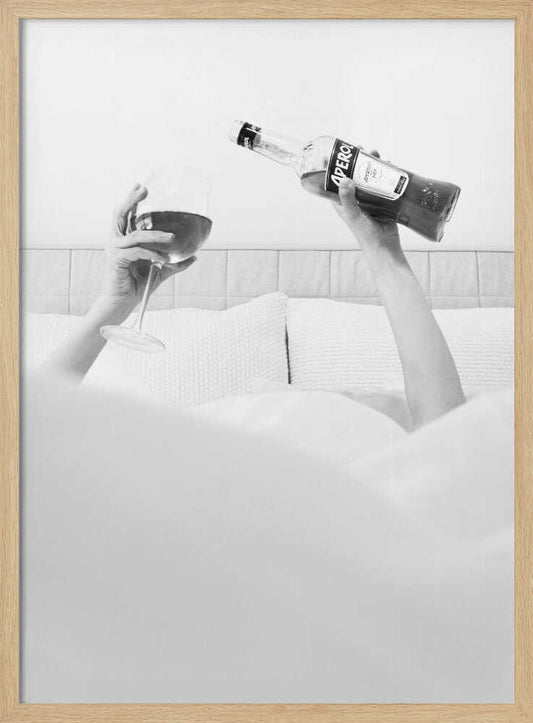 Aperol In Bed B&w – B2B