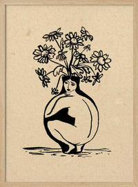 Woman in vase – B2B